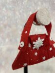 Tasje vilt rood met witte ster, zijkant